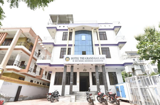 Jaipur Hotel Booking post image