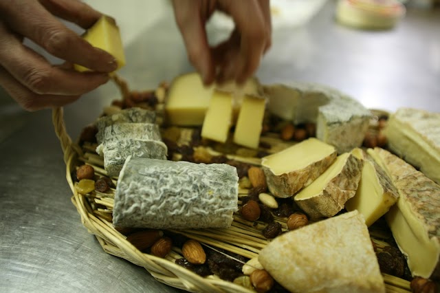 Saucisson et Beaujolais