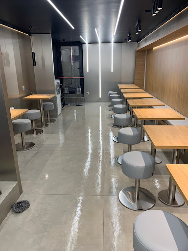 Photo 2 - Fast-food Myfood