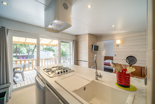 Photo n°16 de Camping Les Genêts - Village Club Sun Marina - 5 étoiles à Saint-Jean-de-Monts (Terrain pour camping-cars)