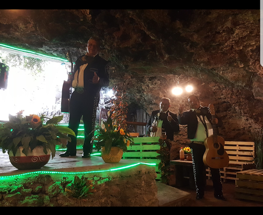 La cueva del "mitote"