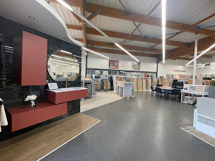 Photo n°4 de Quéguiner Matériaux Saint-Méen-Le-Grand à Saint-Méen-le-Grand (Magasin de matériel pour le travail du bois)