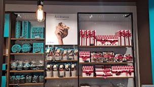 Photo n°2 de Jeff de Bruges à Fontenay-sous-Bois (Boutique d'articles de mariage)