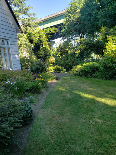 McLean House - Visual