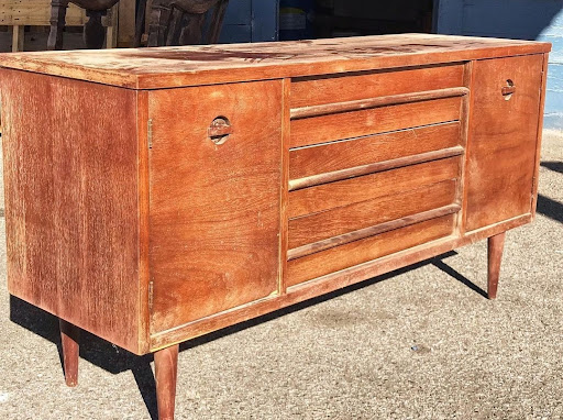 Lee's Wood Furniture & Restorations - Thumbnail