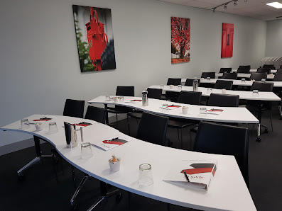 Apex HR Tower 1, Level 8/1341 Dandenong Rd, Chadstone VIC 3148, Australia