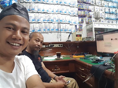 Photos of Rafi ponsel Smartphone Service Center