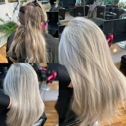 Comments and reviews of Rinita Hair and Beauty