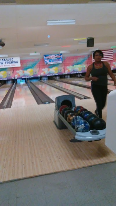 Photos of Grand Blanc Lanes