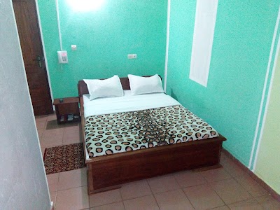 Photos of H&Ocirc;TEL SUCC&Egrave;S PLUS