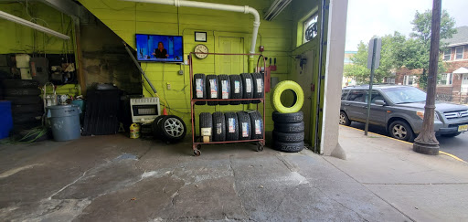 Beracas Auto Repair and Tires LLC - Thumbnail