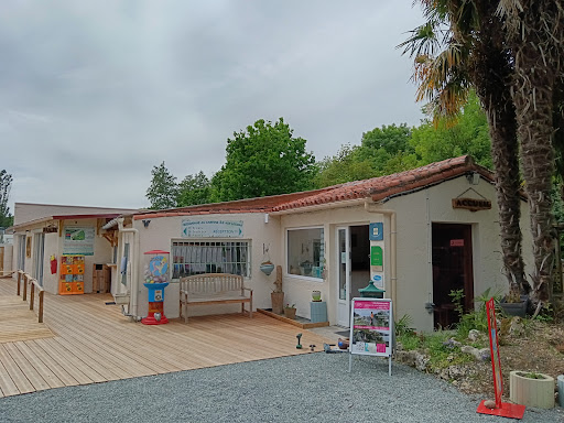 Photo de Camping Ile aux loisirs à Saint-Savinien (17350)