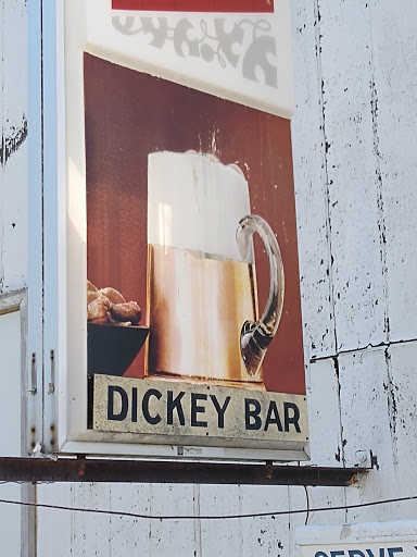 Dickey Bar