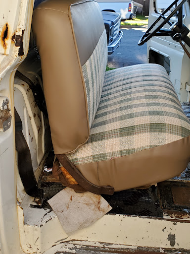 Mike's Upholstery - Thumbnail