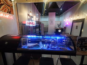 Photo n°1 de Sando Moji 食物 à Paris (Restaurant asiatique)