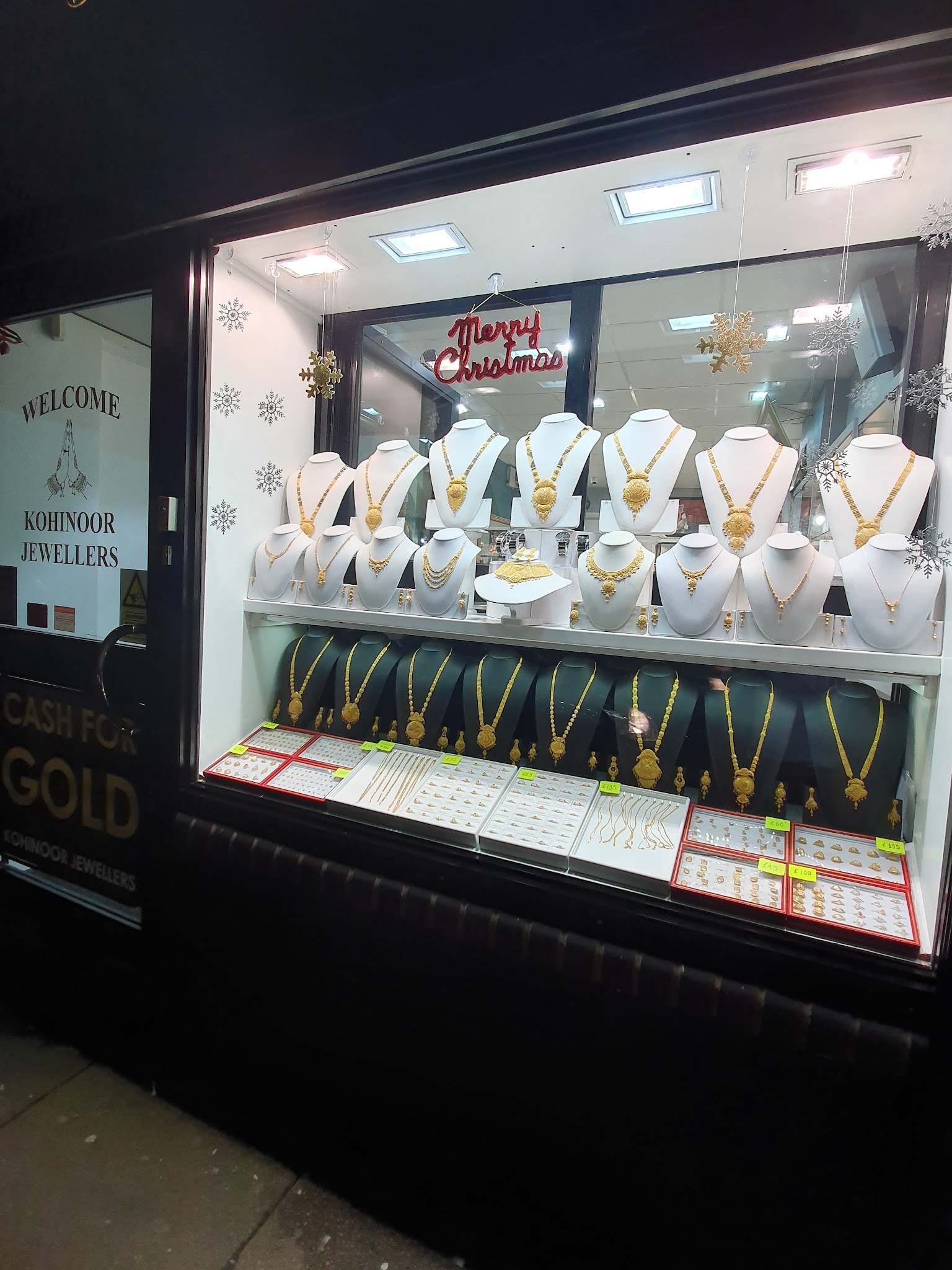 Sona Jewellers - Jewellery - photo 1