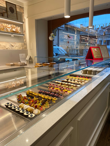 Pasticceria Vecchia Milano Gallery - Italy