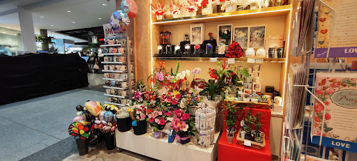 VIP Flowers and Gifts - Thumbnail