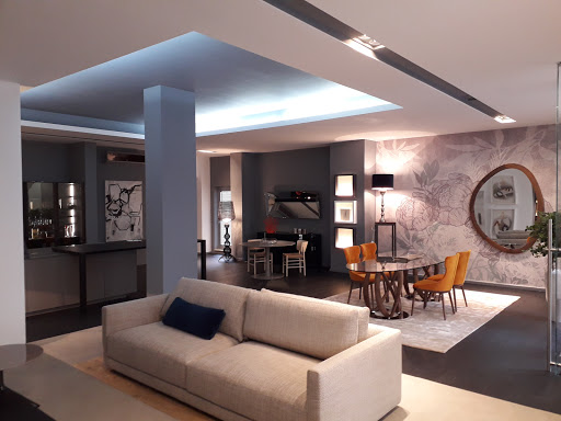 Interior - Thumbnail