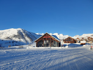 Photo n°18 de Les Aiguilles à Saint-Jean-d'Arves (Cinéma)