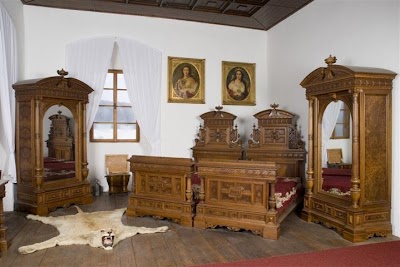 Photos of Castle and Chateau Old Castles