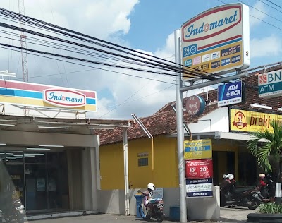 Photos of Indomaret Kusuma Negara