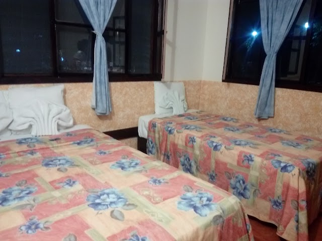 Kin Balam Cabanas & Hostel