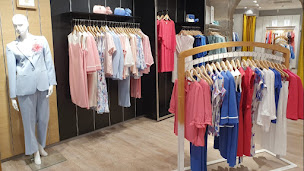 Photo n°9 de Un Jour Ailleurs Grenoble à Grenoble (Magasin de vêtements grandes tailles)