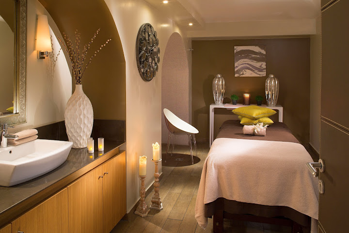 Hôtel Le Six by null