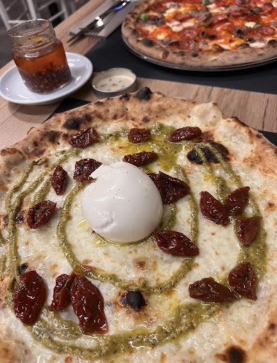 Pizzeria Uanema - Thumbnail