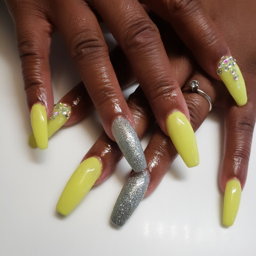 N.V Us Nails - Thumbnail