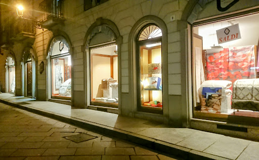 Telerie Tessuti Al 30 Rosso Sas