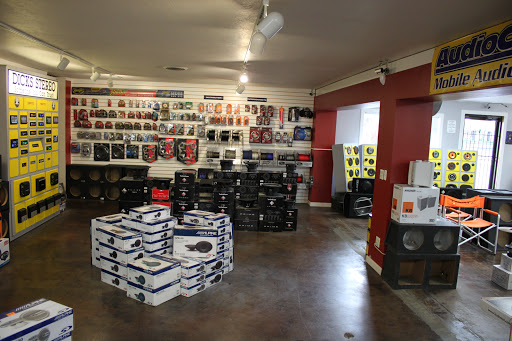 Dick's Stereo - Visual