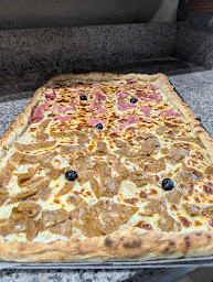 Photo n°23 de La Casa Pizza (Pizzas au feu de bois), alenya, theza, saleilles, corneilla, saint cyprien à Alénya (Pizzas à emporter)