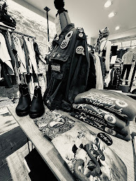 Photo n°4 de Bonnie & Ride Club à Bayonne (Magasin de vêtements)