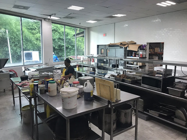 Lechonera Los Amigos (Guavate) by null