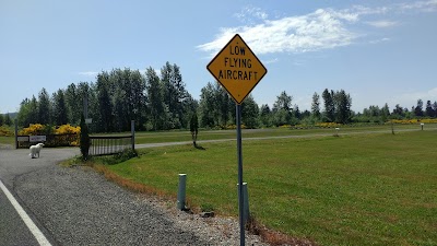 Elma Municipal Airport