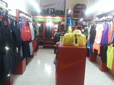 Photos of Nike Daei