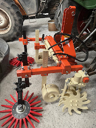 Photo n°17 de MECAMAT07 à Saint-Jean-le-Centenier (Atelier de réparation de tracteurs)