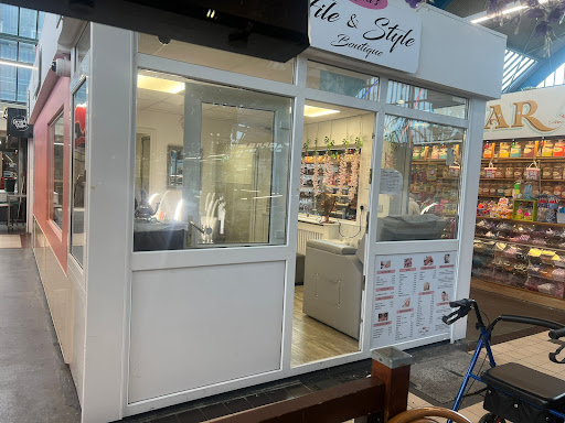 Rani's brow & eyelash lounge