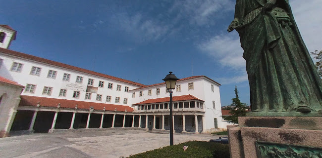Avaliações doMosteiro de São Dinis e São Bernardo de Odivelas em Odivelas - Igreja