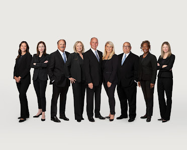 Strategic Divorce 900 N Shore Dr Suite 220, Lake Bluff, IL 60044, United States