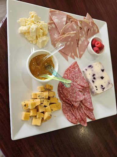 Cibo & Vino: Italian food to go, charcuterie, desserts, coffee and wine. - Thumbnail