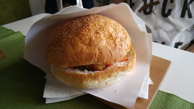 Coffe & Fast food Yummmi