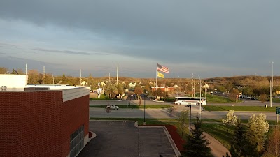 Photos of Holiday Inn Express & Suites Auburn Hills