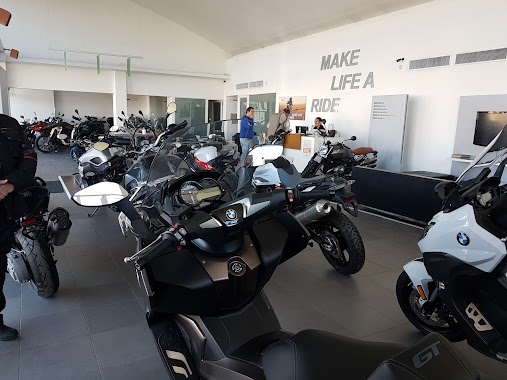 Roshaus BMW Motorrad, Author: Javier Robledo