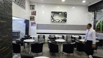 Photos of Caf&eacute; Roland Garros