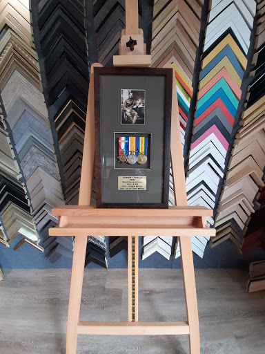 Picture Framing Studio 553