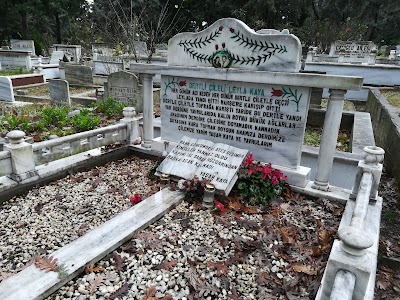 Up Dudullu Cemetery