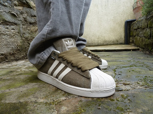 Bboy Laces - Thumbnail